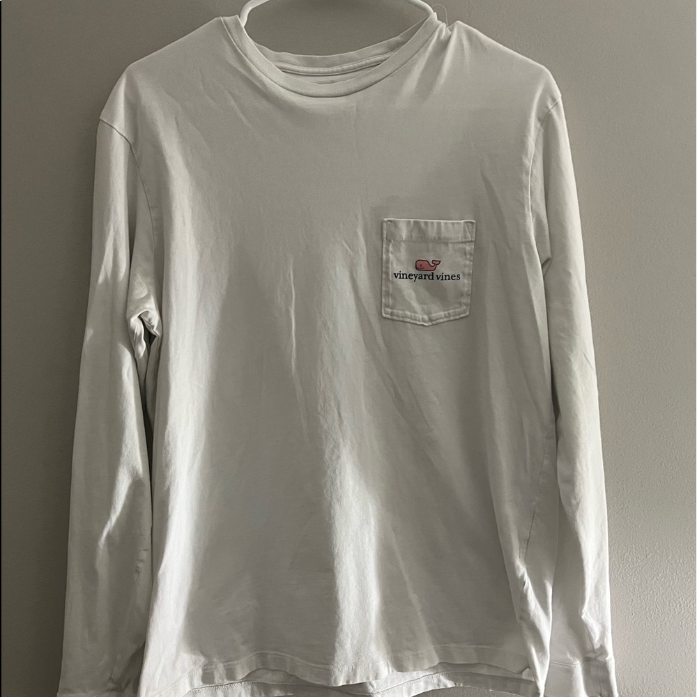 Vineyard Vines white long sleeve